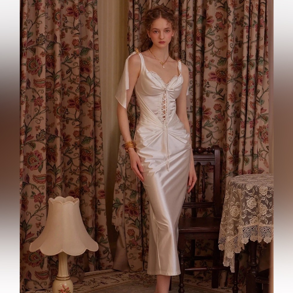 NWT LACEMADE womens plus size 0X white satin st. Phoenix lace up corset dress - Picture 7 of 7